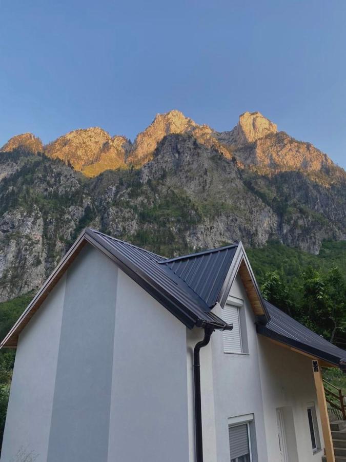 Guesthouse Gezim Selimaj Валбона Экстерьер фото